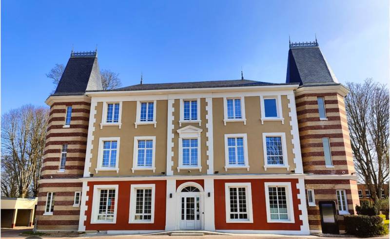 Application des enduits de couleur terminer 