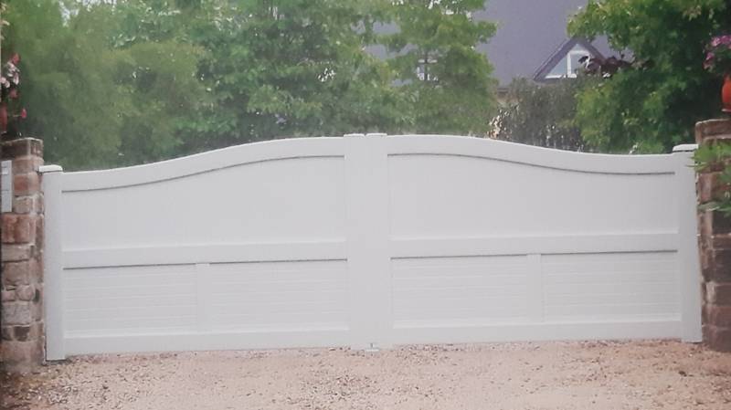 Pose de portail dans l'Eure et la Seine Maritime .